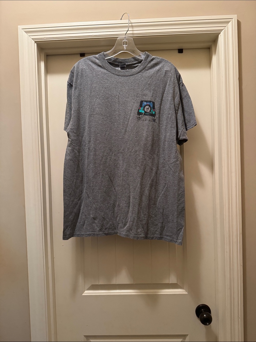 Classic Gray Short-Sleeve Graphic Tee - Women's